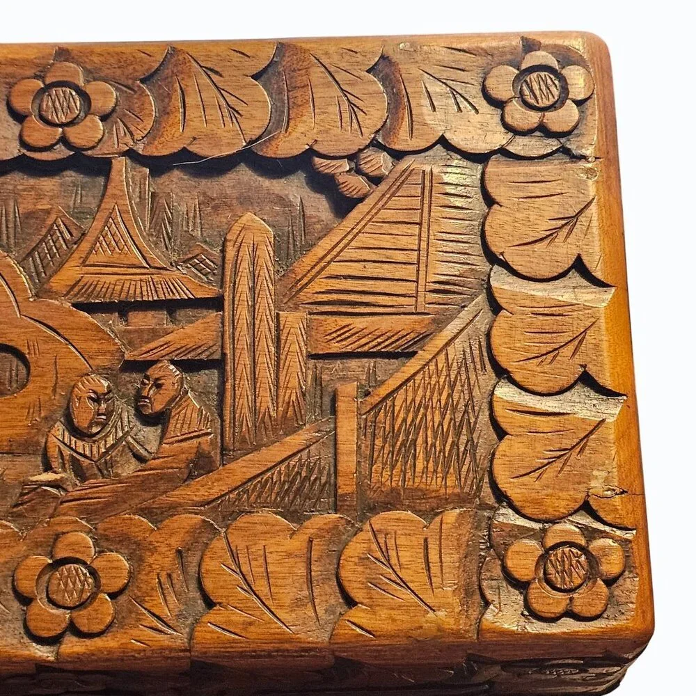 Vintage Intricate Carved Asian Decorative Dresser Jewelry Box Scenic Masculine